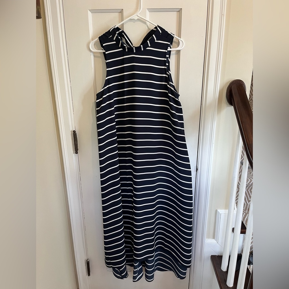 Banana Republic Factory Store		
Halter Stripe Trapeze Maxi